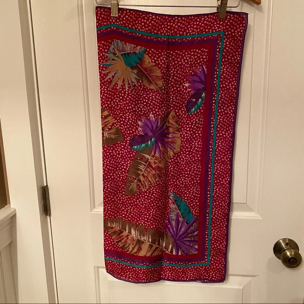 VERA SCARF VINTAGE RED WHITE PURPLE GREEN BROWN FROND PALM LEAVES SILK SQUARE